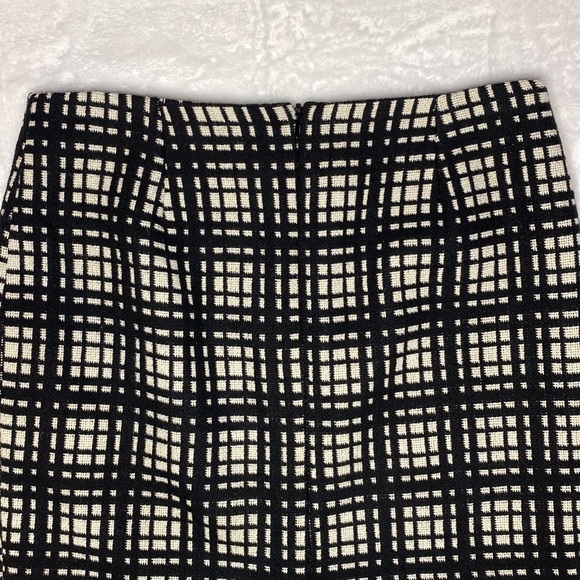 Willi Smith Wool Blend Black & White Plaid Pencil Skirt Size 2 - Picture 9 of 12
